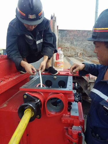 洗選煤運(yùn)營(yíng)公司安裝第一項(xiàng)目部“熱火朝天”忙施工