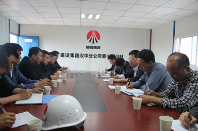 龍鋼集團(tuán)副總經(jīng)理張曉龍一行來(lái)漢中分公司 勉縣項(xiàng)目視察