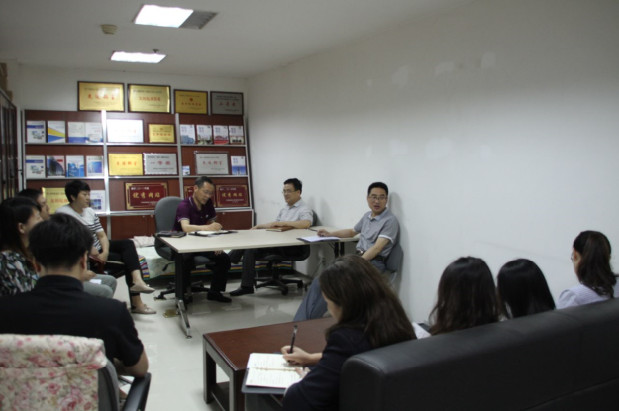 機(jī)關(guān)第一黨支部業(yè)務(wù)學(xué)習(xí)班正式“開(kāi)課”