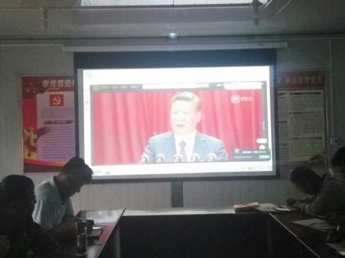 新時(shí)代 新成就《厲害了，我的國》