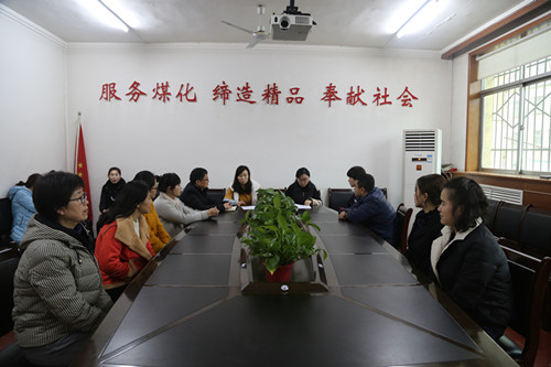 鼓干勁加滿油，努力開創(chuàng)工會工作新局面