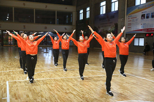 天工公司舉辦第八套廣播體操比賽活動喜迎新年