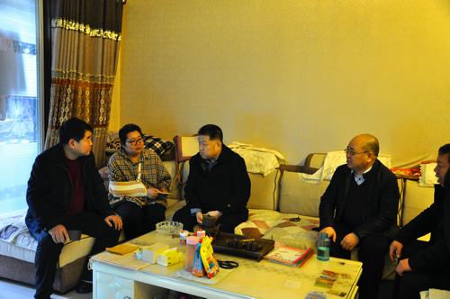 王寧走訪慰問韓城分公司困難職工