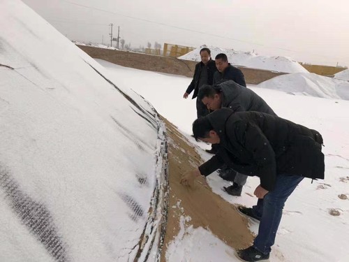 陜煤建設(shè)銅煤公司一項(xiàng)目部用榜樣收心 用責(zé)任聚心