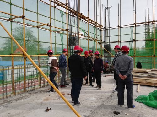 陜煤建設(shè)渭南分公司第二、五項目部進行內(nèi)部交流學習