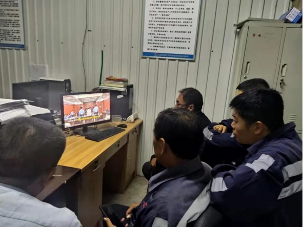 陜煤建設(shè)集團(tuán)洗選煤運(yùn)營(yíng)公司安裝第五項(xiàng)目部黨支部：加強(qiáng)理論基礎(chǔ)，提高思想認(rèn)識(shí)