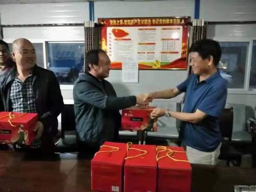 礦建二公司：月滿中秋，情暖人心