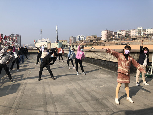 陜煤建設(shè)機電安裝公司：工間操“嗨”起來