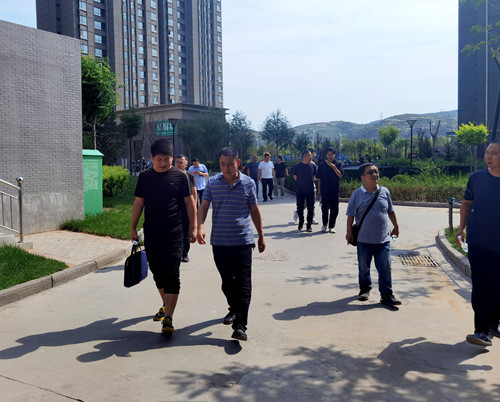 陜煤建設公司神南華府小區(qū)二期工程順利通過綜合驗收