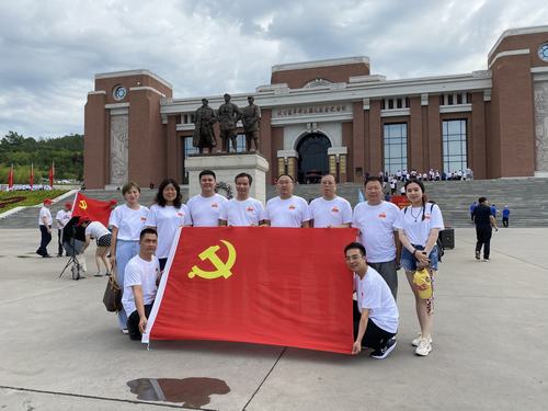 陜煤建設市場開發(fā)分公司開展“走進照金、探尋初心”主題黨日活動