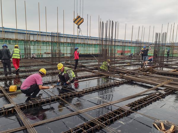 陜煤建設(shè)韓城分公司土建五項(xiàng)目部“三部曲”為勞動(dòng)競賽“增磚添瓦”