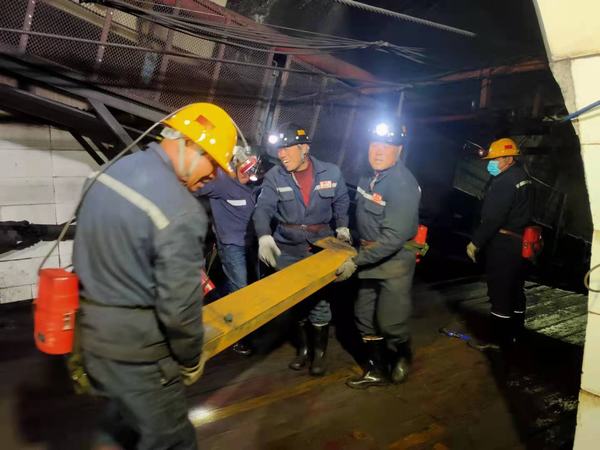 陜煤建設(shè)韓城分公司安裝四項目部“雙速驅(qū)動”曬出好成績