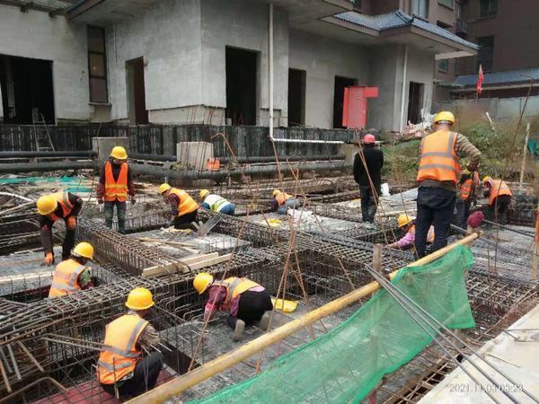 陜煤建設(shè)澄合分公司第七項目部生力廣場項目追趕超越干勁酣