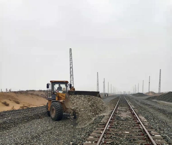 陜煤建設(shè)路橋分公司各基層項(xiàng)目步步為營(yíng)沖刺復(fù)工復(fù)產(chǎn)“開門紅”