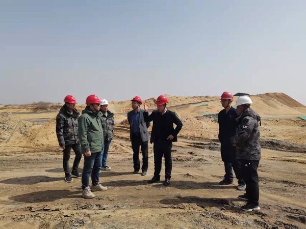 陜煤建設(shè)韓城分公司土建十六項(xiàng)目部多面“發(fā)威”掀起早春施工會(huì)戰(zhàn)