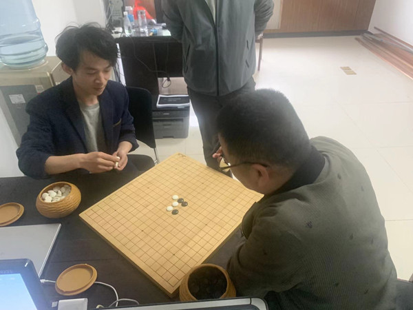 陜煤建設(shè)咸陽分公司第二項目部：喜迎“五一”勞動節(jié)，生產(chǎn)娛樂“兩不誤”