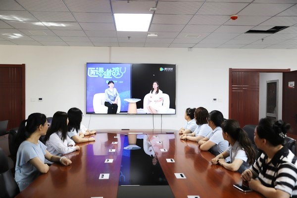 陜煤建設洗選煤運營公司工會舉辦婦科知識講座