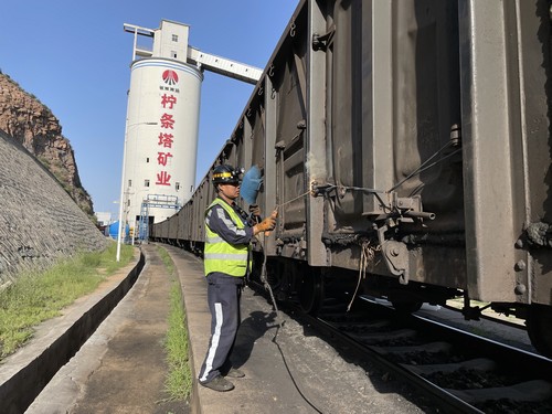 陜煤建設(shè)洗選煤運(yùn)營(yíng)公司檸條塔運(yùn)營(yíng)項(xiàng)目部：戰(zhàn)高溫 斗酷暑 保運(yùn)輸