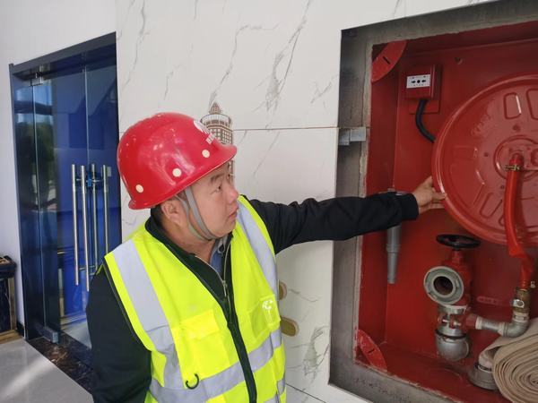 把青春的力量融入工作繪一幅精彩追夢(mèng)圖