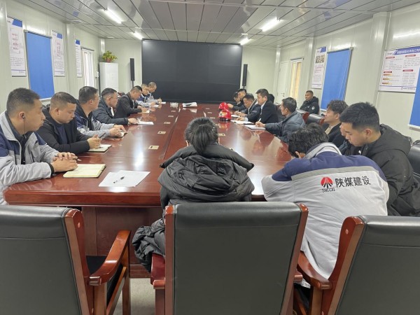 陜煤建設(shè)咸陽分公司灃西新城第五學(xué)校項目搶工大干正當(dāng)時