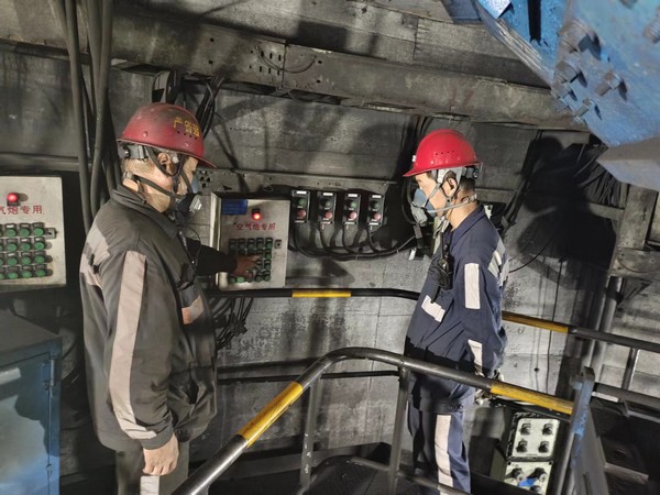 陜煤建設洗選煤運營公司澄合山陽運營項目部：喜逢金秋碩果時，不忘思源記師恩