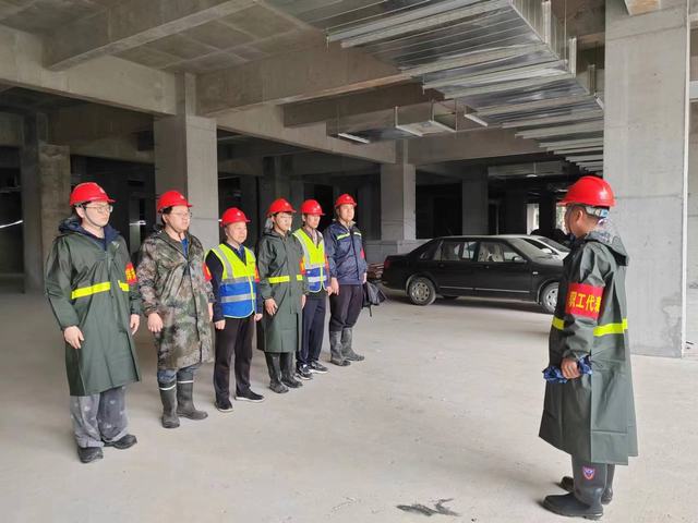 砥礪奮進(jìn)，青春建功