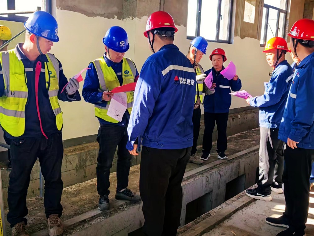 陜煤建設(shè)渭南分公司第十二項(xiàng)目部“三項(xiàng)行動(dòng)”為安全生產(chǎn)保駕護(hù)航