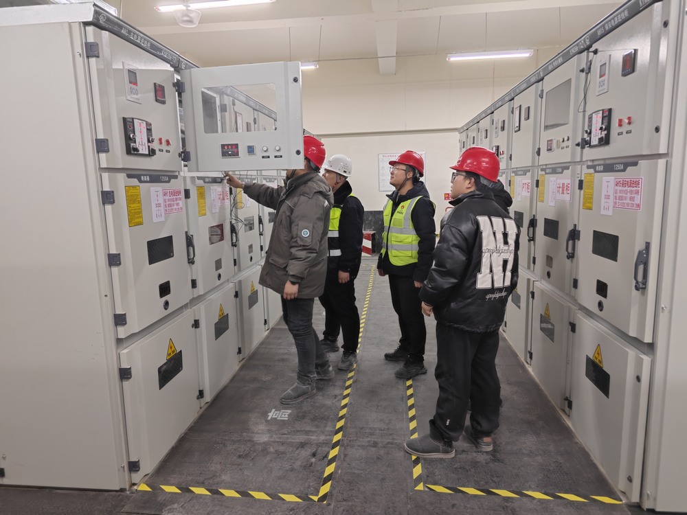 陜煤建設(shè)銅煤公司泰寶酒店式公寓項(xiàng)目“喜迎”送電 展現(xiàn)高效執(zhí)行力。