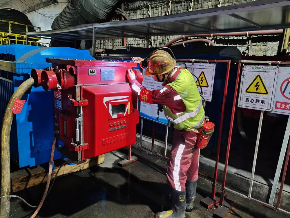 陜煤建設(shè)機電安裝公司：青春有我，共繪新春華彩