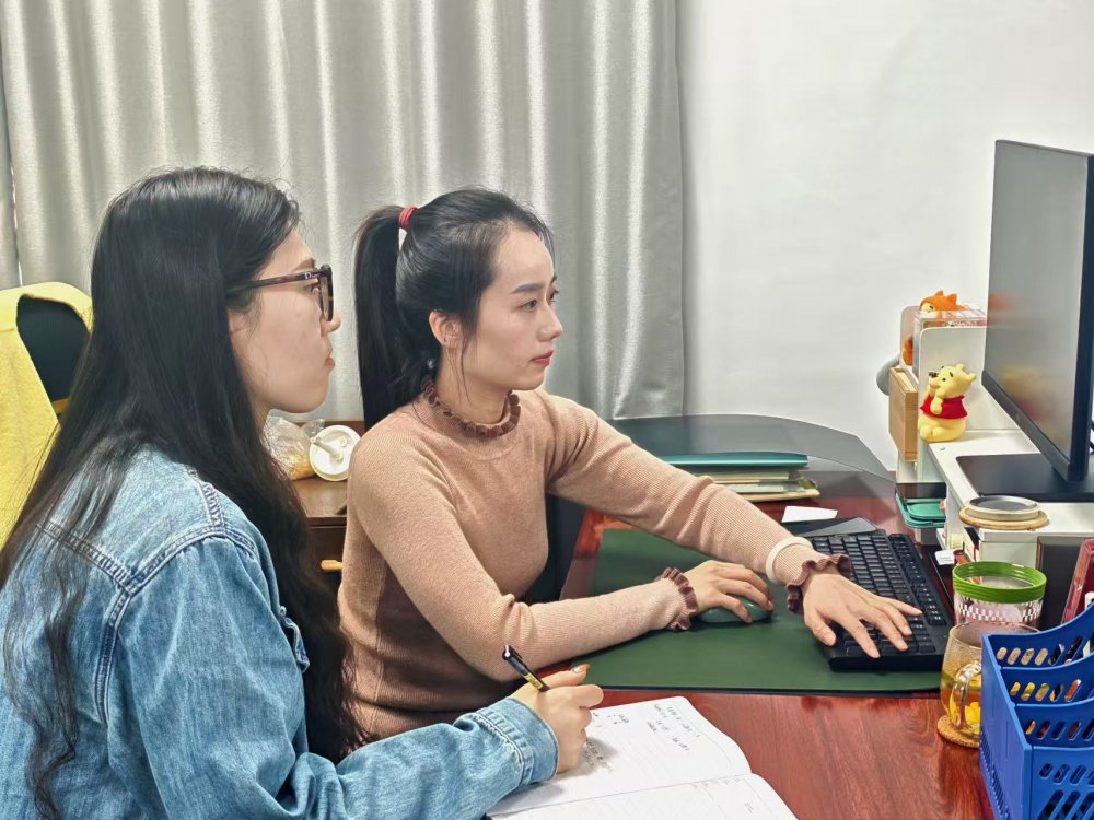 “賬”里春秋藏嚴(yán)謹(jǐn)，學(xué)中奮進(jìn)護(hù)發(fā)展