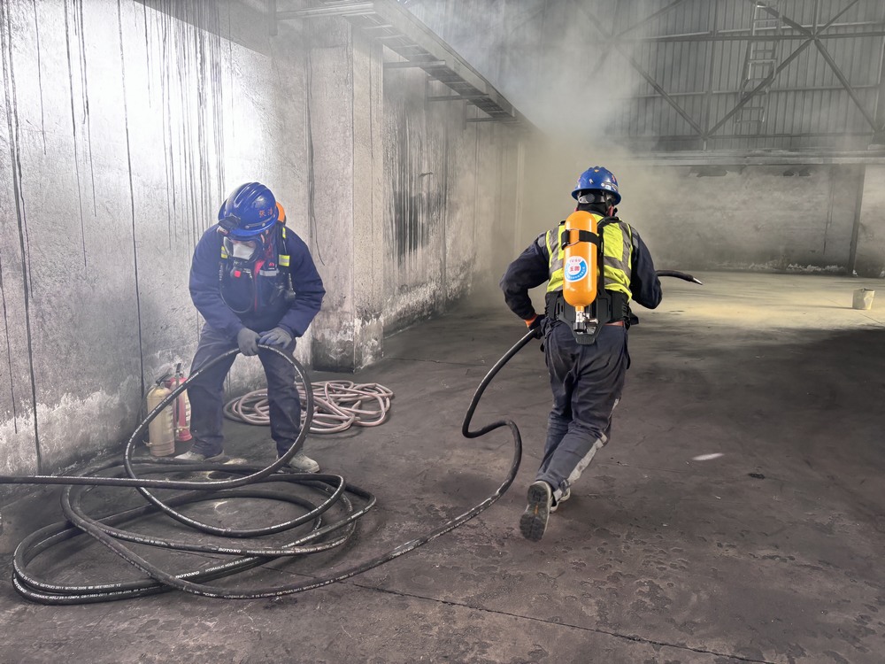 陜煤建設(shè)洗選煤運(yùn)營公司榆陽運(yùn)營項(xiàng)目部：演練淬精兵  防患于未“燃”??