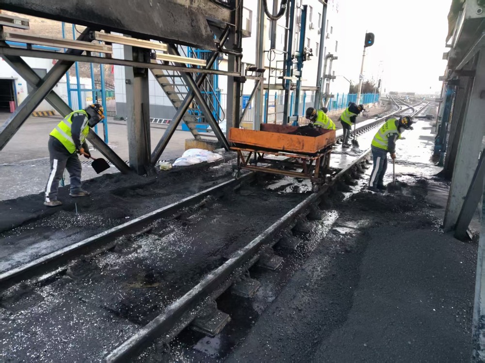 陜煤建設(shè)洗選煤運(yùn)營(yíng)公司檸條塔運(yùn)營(yíng)項(xiàng)目部:守牢安全底線 筑牢冬防屏障