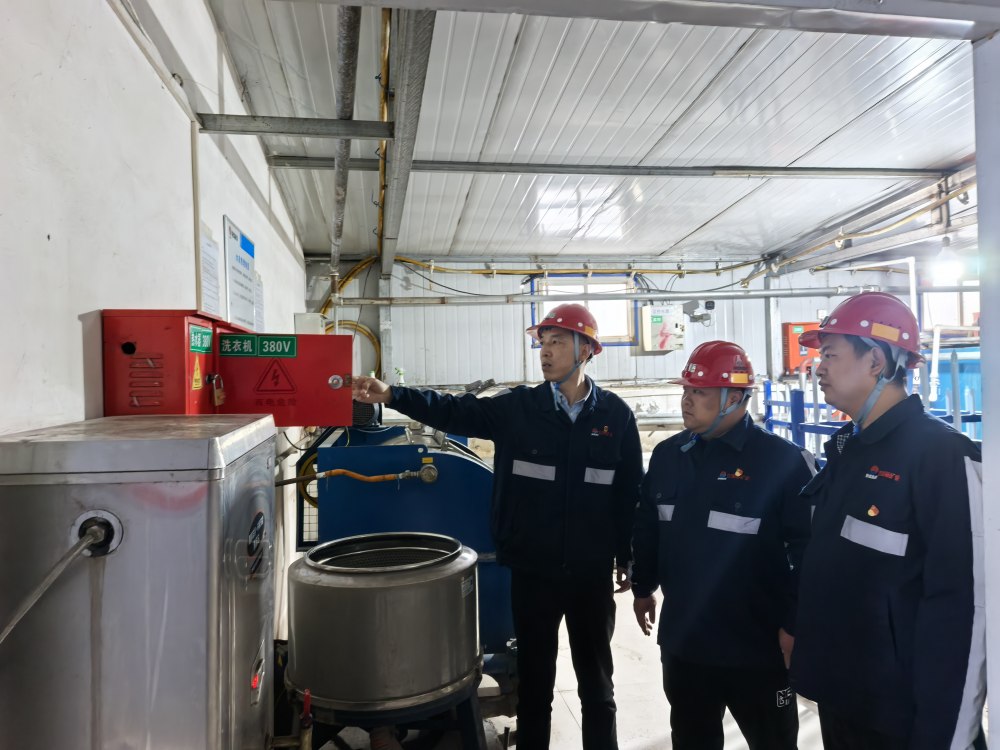 陜煤建設(shè)礦建三公司:冬季筑牢安全網(wǎng) 實(shí)干護(hù)航生產(chǎn)路