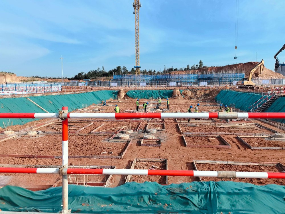 鋼筋鐵骨里的鄉(xiāng)愁